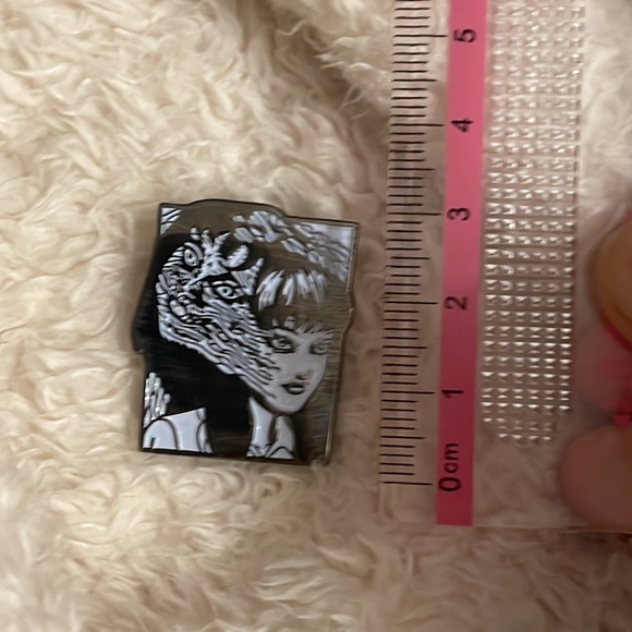 New Junji Ito Pin! - Picture 2 of 3
